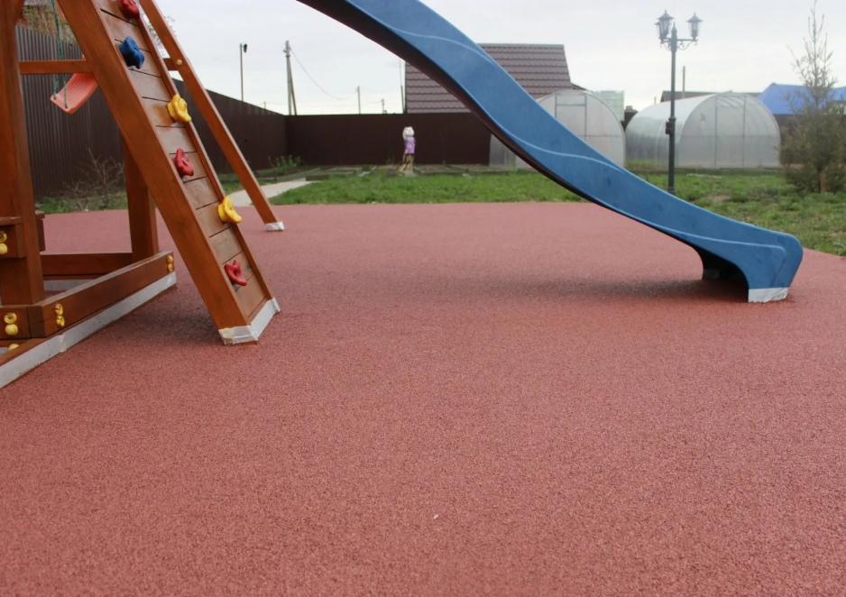 покрытие из резиновой крошки для детей