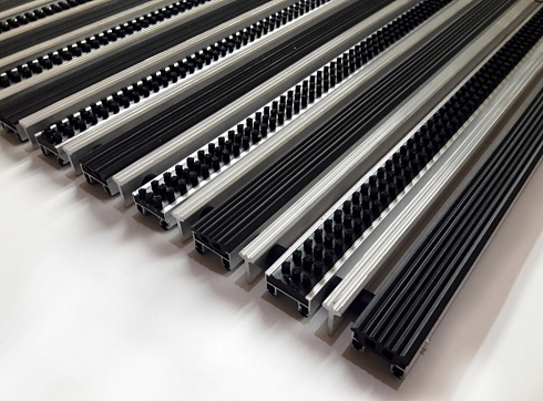 Решетка «резина + скребок + ворс + щетка»