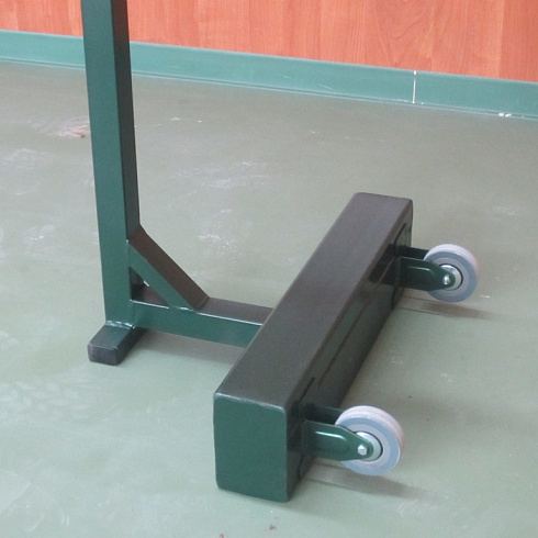 Стойки бадминтонные мобильные с противовесами по 30 кг стандартные (А51)