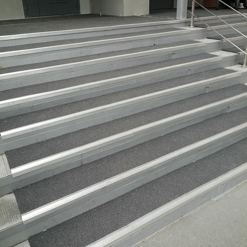 Серый коврик-мат