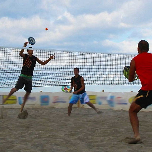 Сетка универсальная (волейбол, теннис, бадминтон) 9,5х1м, яч.40х40мм, с тросом (UNI)